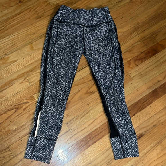 lululemon athletica Pants - Lululemon Leggings 7/8 Length